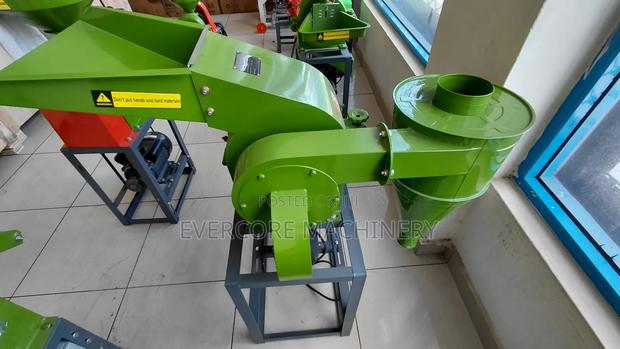 Corn Grinding Mill for Maize Flour Production With Motor/Engine. - main view