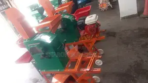 Top Quality Chaff Cutter Machine/400kgs Per Hour