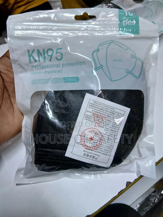 Black Professional Protection Mask In Black - thumbnail 3