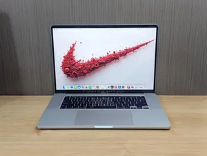 Laptop Apple MacBook 2019 32GB Intel Core I9 SSD 1T
