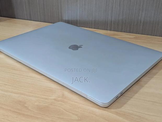 Laptop Apple MacBook 2019 32GB Intel Core I9 SSD 1T - thumbnail 7
