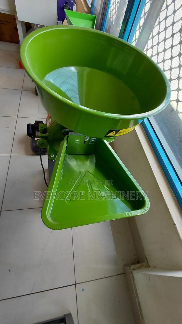 Disc Mill Machine With Electric Motor Available on Offer. - thumbnail 4