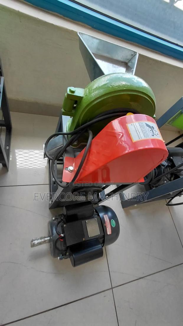 Disc Mill Machine With Electric Motor Available on Offer. - thumbnail 5