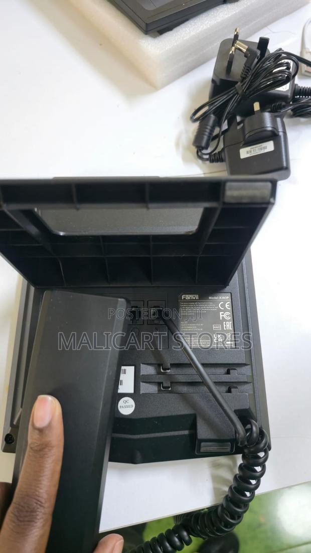 Fanvil X303p Enterprise Ip Phone - thumbnail 2