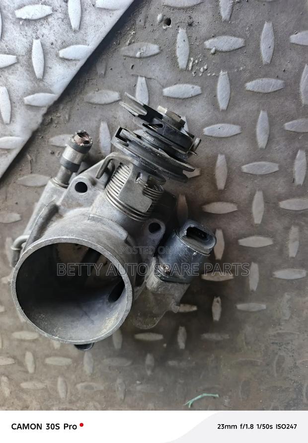 Isuzu Trooper Throttle Body - thumbnail 4