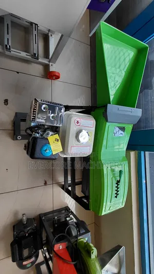 Heavy Duty Maize Shelling/Sheller Machine With Petrol Engine.