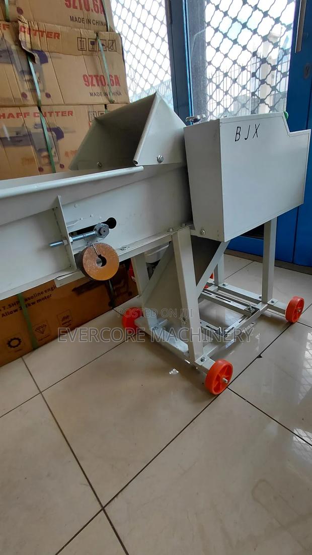 Highspeed New Model Chaff Cutter/Chopper Machines With Gasoline Engine - thumbnail 3