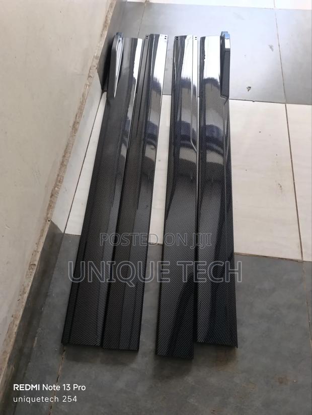 Universal Carbon Plain Side Skirts - main view