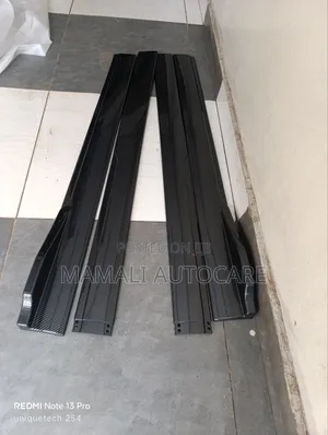 Carbon Plain Car Side Skirts Universal Fit
