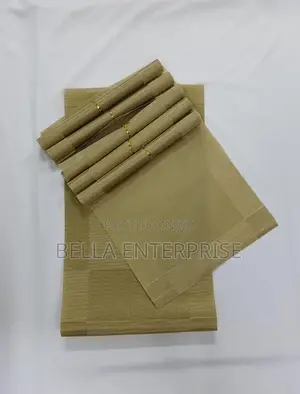 6pcs PVC Table Mats Plus One Table Runner