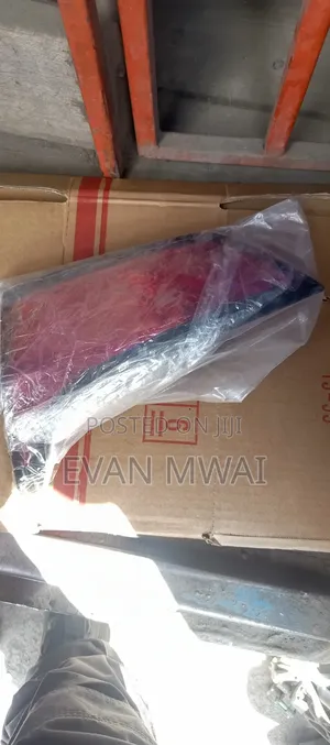 Toyota Fielder Boot Light 2017
