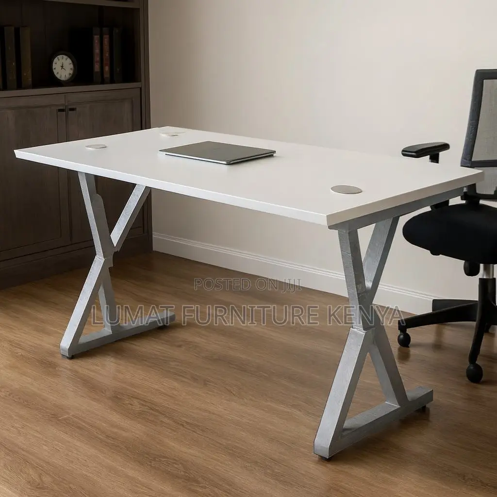 Metal-Leg Minimalist Study Table