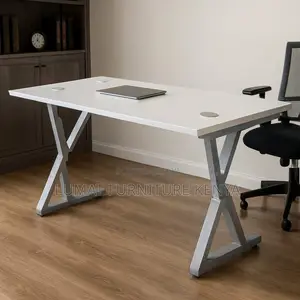 Metal-Leg Minimalist Study Table