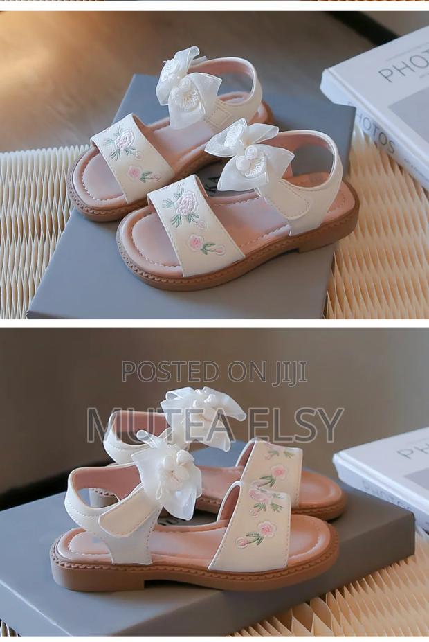 Off White Soft Pink Kids Summer Sandals - thumbnail 3