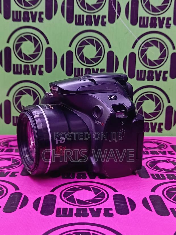 Canon Sx30 Flipscreen Camera - thumbnail 2