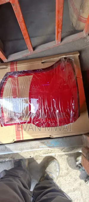 Toyota Fielder 2012 Taillight Len