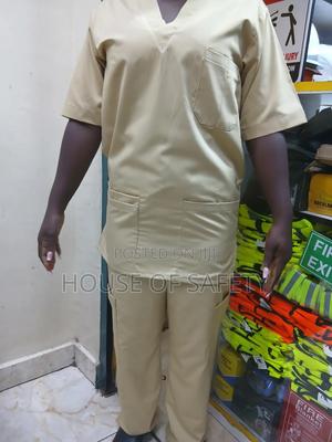 Safety Uniforms for Cleaner - thumbnail 2