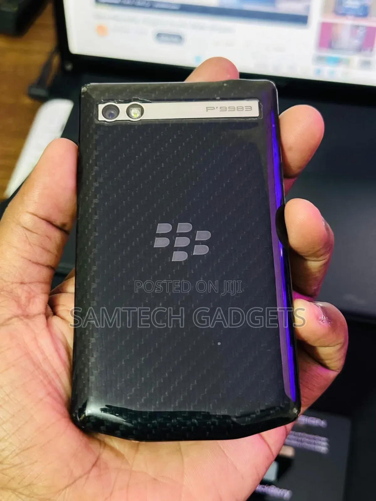 New BlackBerry Porsche Design P'9983 64 GB Black