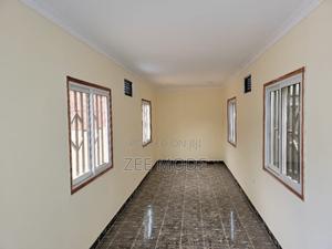 40ft Modern Office Interior - thumbnail 2