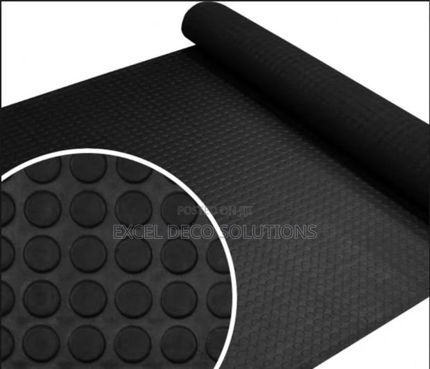 Durable Coin Rubber Mat Roll – Waterproof Easy to Maintain