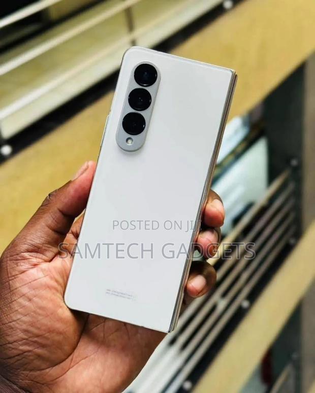 Samsung Galaxy Z Fold 5 256 GB Silver - thumbnail 2