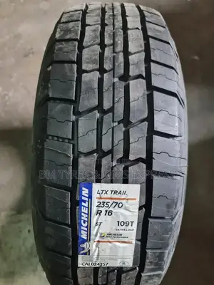 235 /70 R16 Michelin