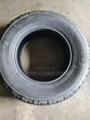 235 /70 R16 Michelin