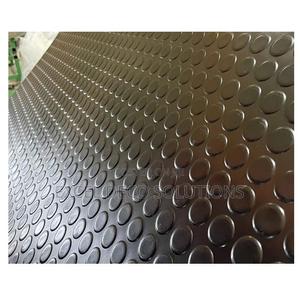 Coin Design Rubber Mat – Strong Grip, Modern Look - thumbnail 2