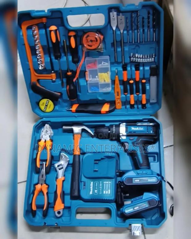 Makita Cordless Drill Toolkit - thumbnail 2