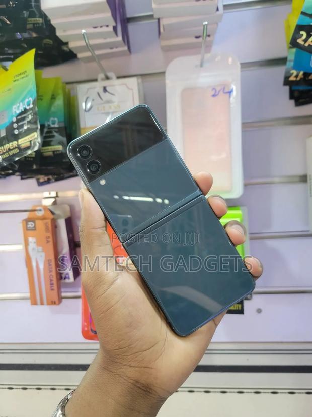 Samsung Galaxy Z Flip 3 256 GB Blue - thumbnail 6
