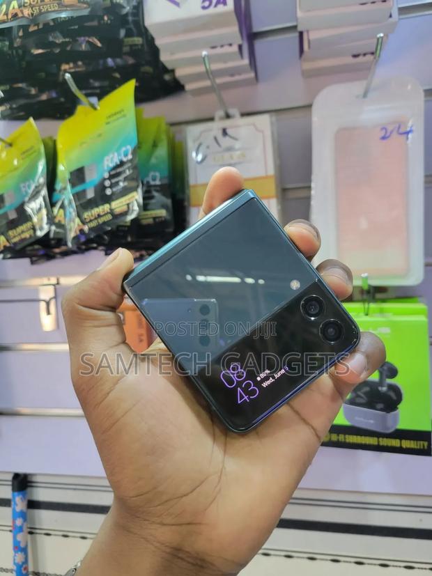 Samsung Galaxy Z Flip 3 256 GB Blue - thumbnail 7