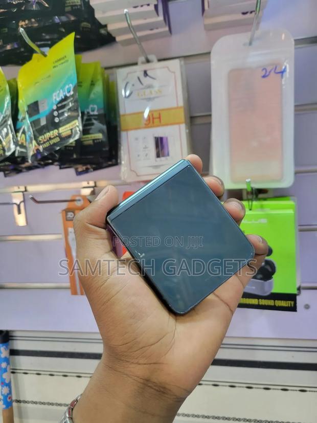 Samsung Galaxy Z Flip 3 256 GB Blue - thumbnail 8