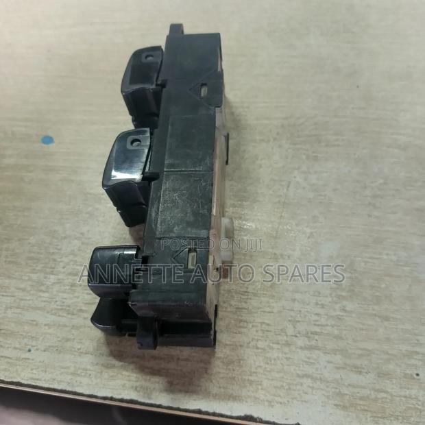 Nissan Xtrail Nt30 Main Switch - thumbnail 2