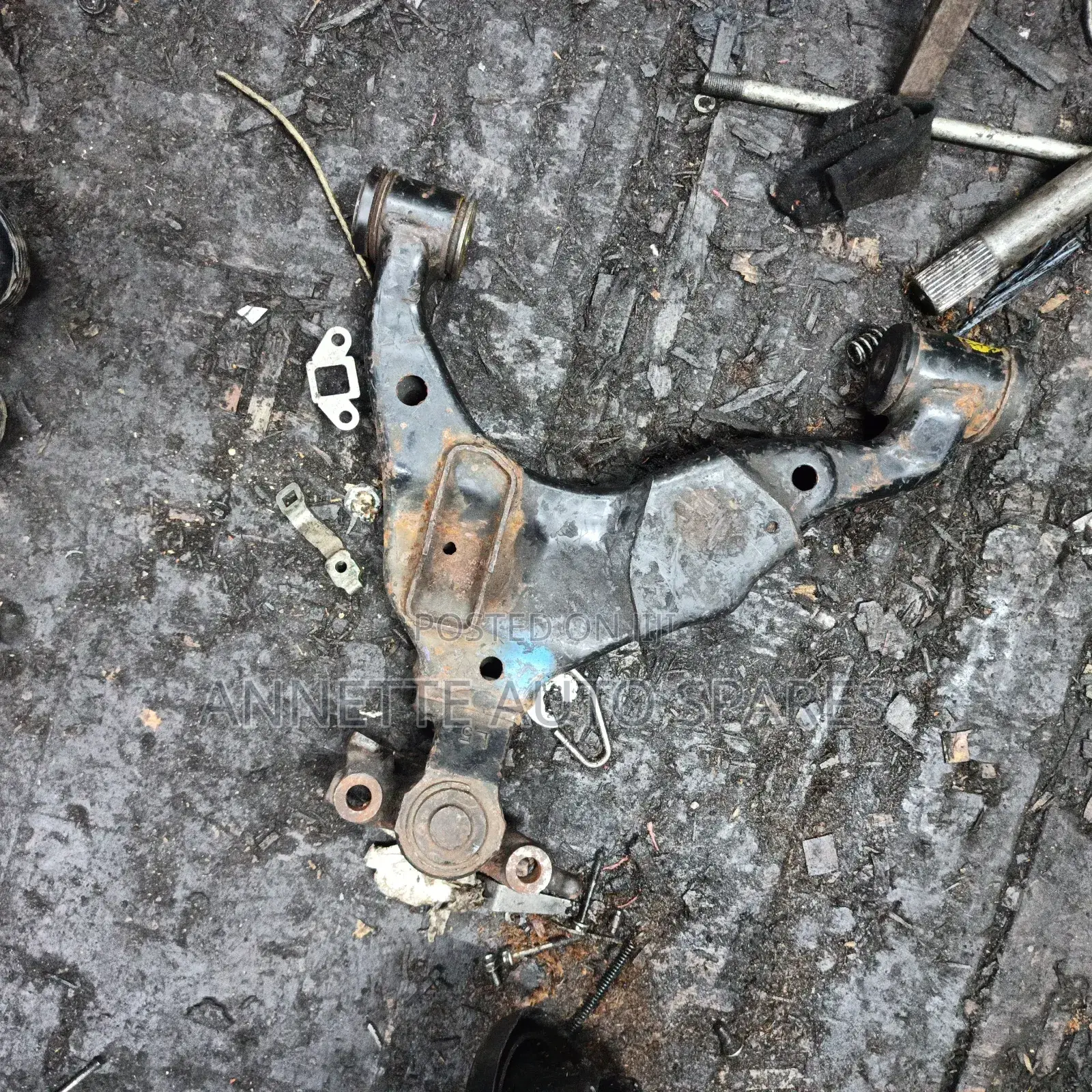 Toyota Prado 120 Lower Control Arm