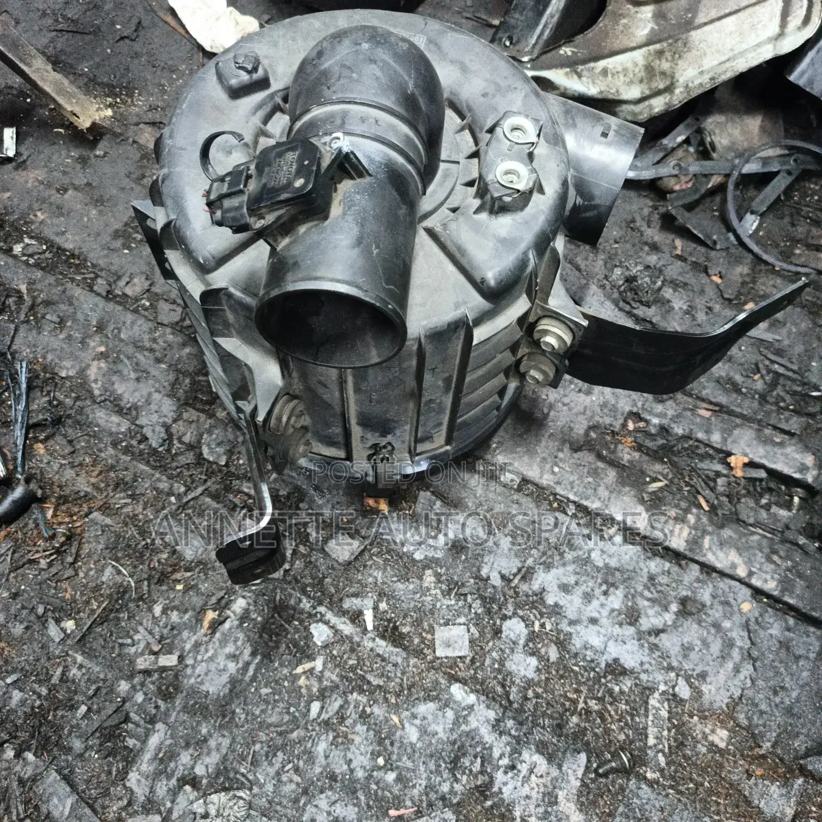 Toyota Dyna Air Cleaner Housing