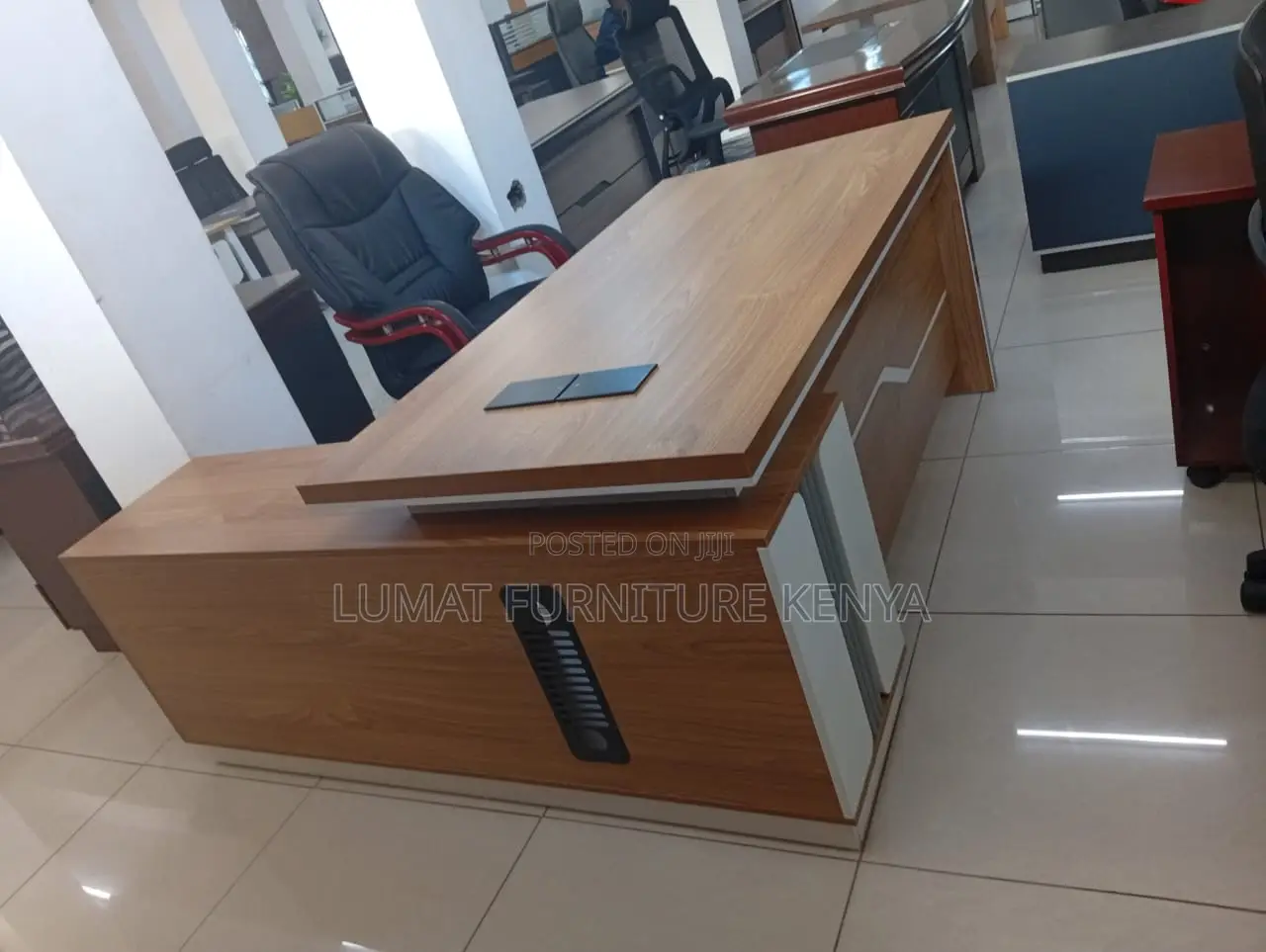 1.6m Professional Office Table With Drawers