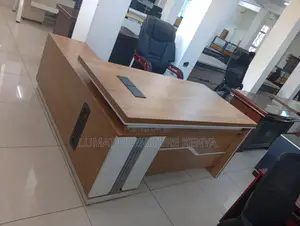 1.6m Professional Office Table With Drawers