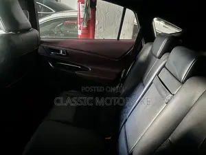 Toyota Harrier 2.0 Turbo 2019 White