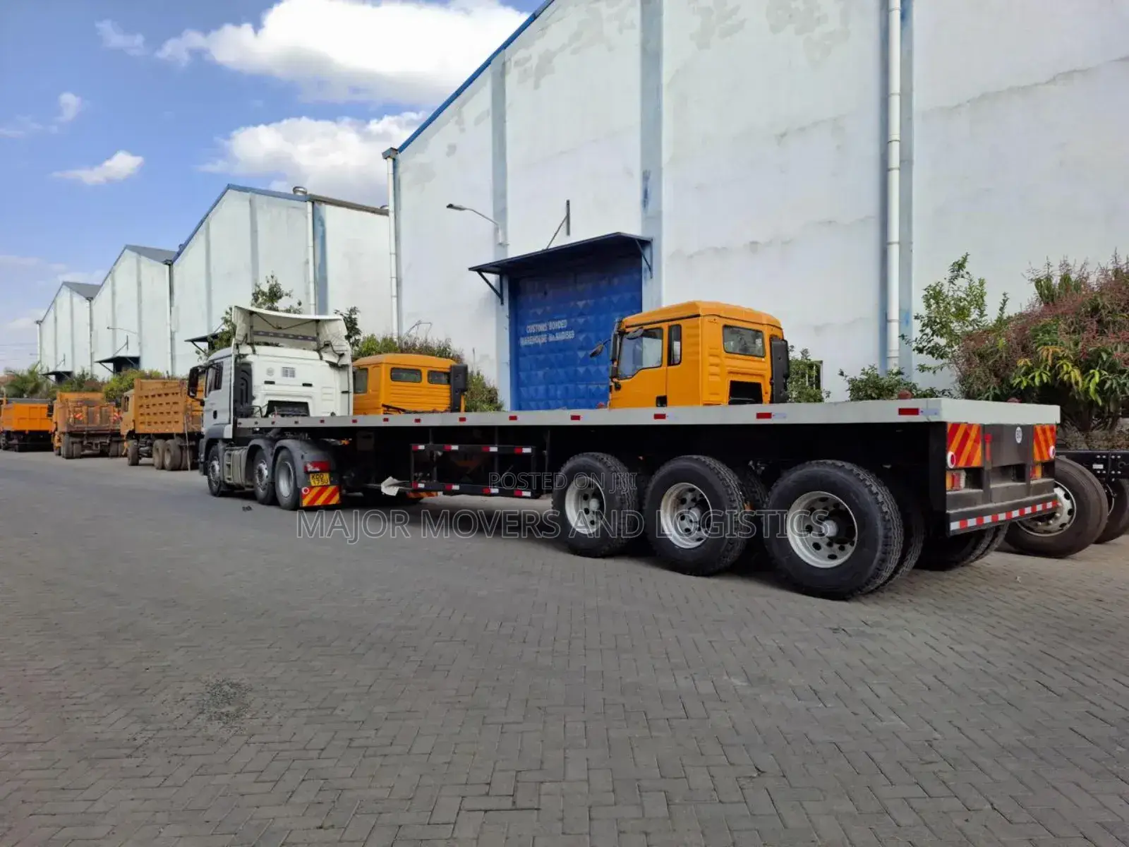 Transit Trailers for Goods Delivery Are Available