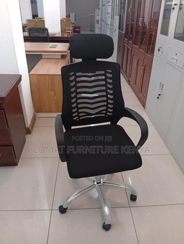 Adjustable Head Support Office Seat - main view