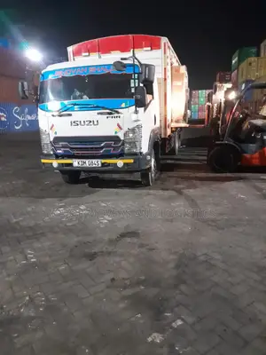 Cover Body Ten Wheeler Available for Load Delivery