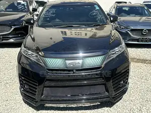 Toyota Harrier 2.0 Turbo 4WD 2018 Black