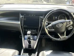 Toyota Harrier 2.0 Turbo 4WD 2018 Black