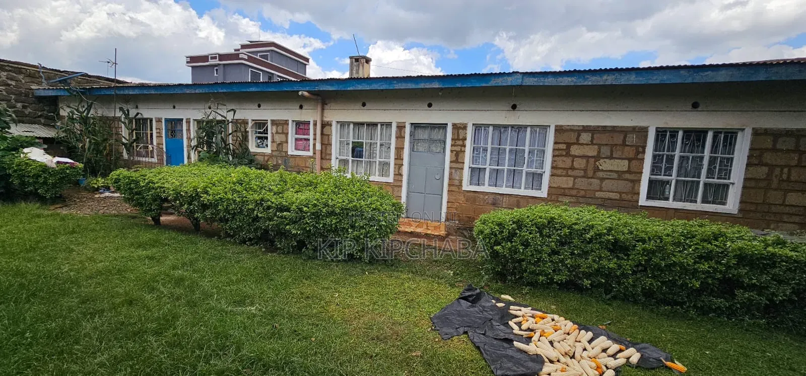 4bdrm Duplex In West Indies For Sale