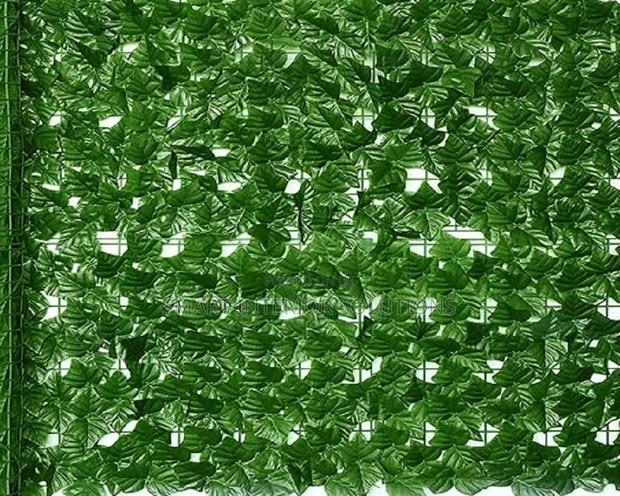 Uv-Resistant Artificial Privacy Fence - main view