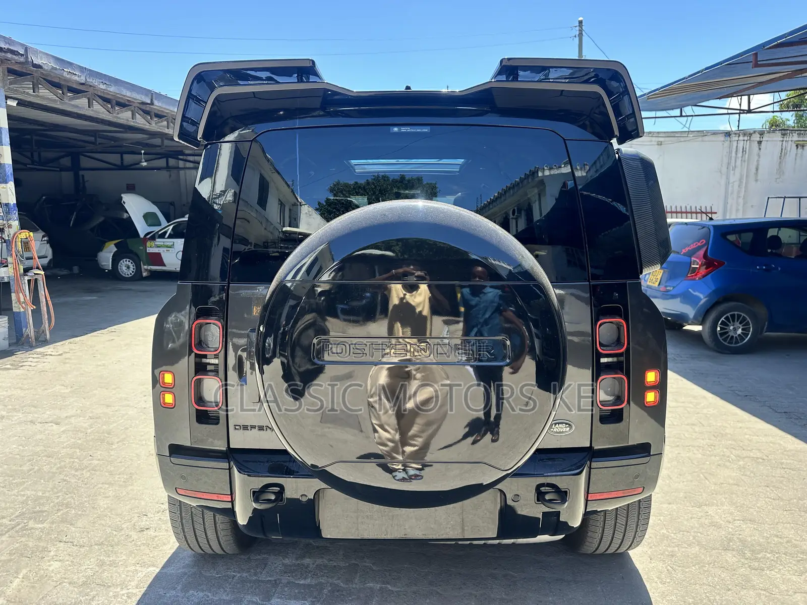 Land Rover Defender X 2022 Gray