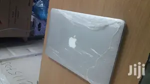 Laptop Apple MacBook Air 4GB Intel Core i5 HDD 500GB