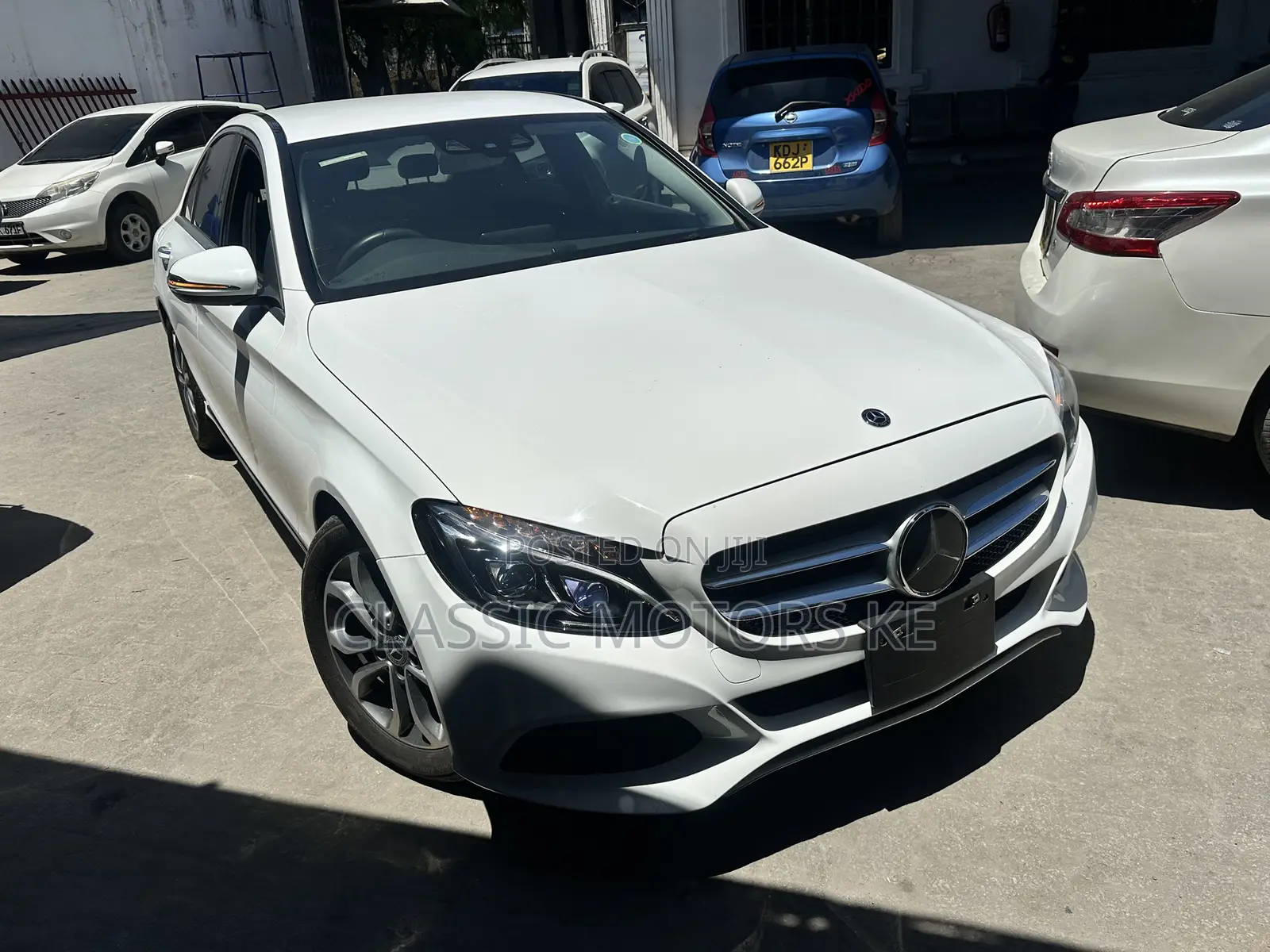 Mercedes-Benz C200 2018 White