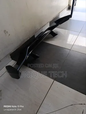 Black Universal Sports Car Spoiler