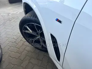 BMW X5 2019 White